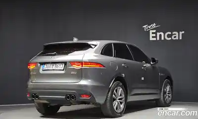 Jaguar F-Pace 2018 2.0 Автомат в Москве № 256082, миниатюра 2