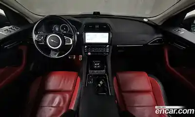 Jaguar F-Pace 2018 2.0 Автомат в Москве № 256082, миниатюра 7
