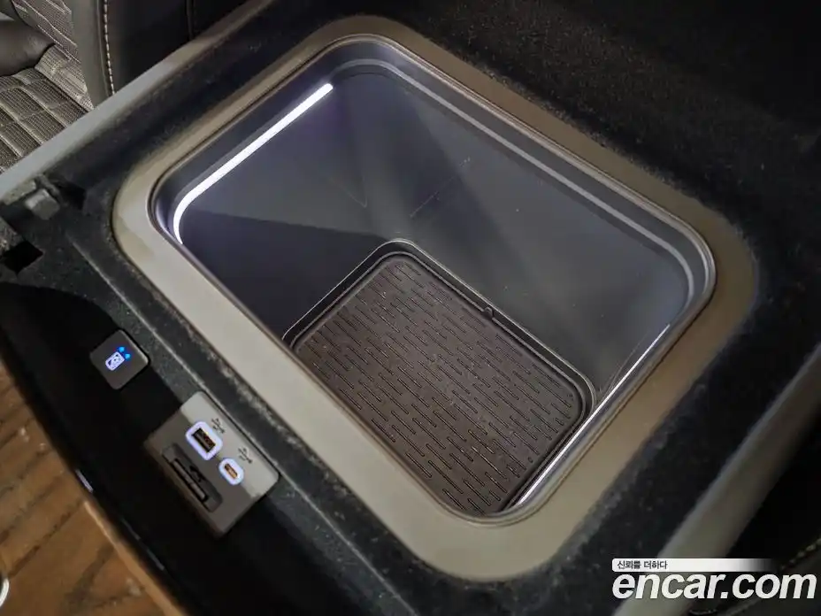 Cadillac Escalade 2023 6.2 Автомат в Москве № 256391, фото 14