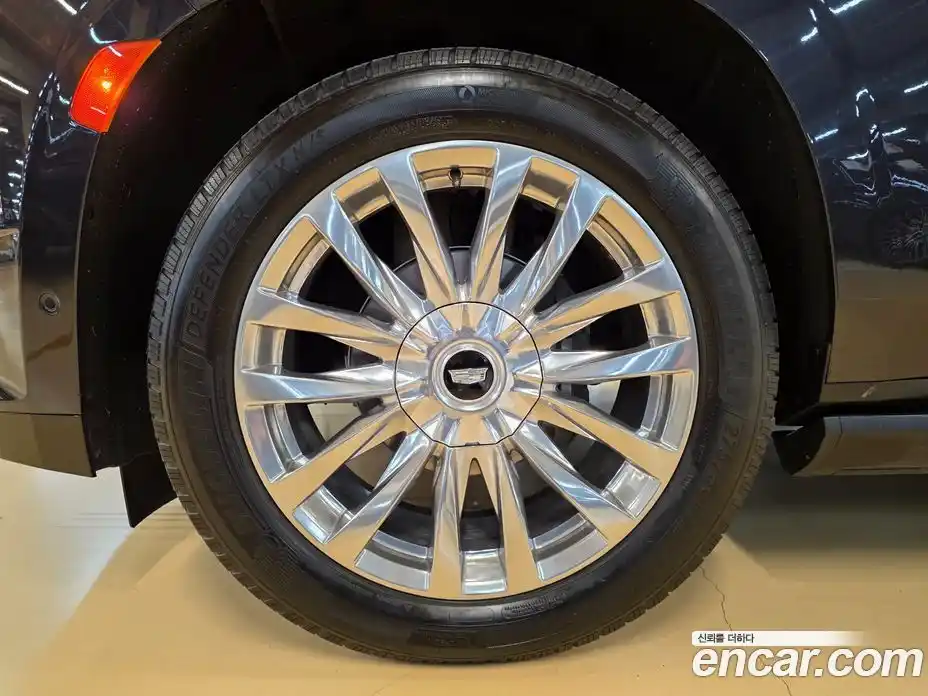 Cadillac Escalade 2023 6.2 Автомат в Москве № 256391, фото 20