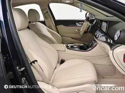 Mercedes-Benz E-Class 2017 1.9 Автомат в Москве № 264802, миниатюра 10