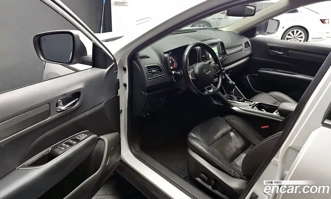 Renault QM6 2022 2.0 Автомат в Москве № 273656, фото 9