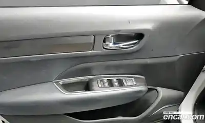 Renault QM6 2022 2.0 Автомат в Москве № 273656, миниатюра 10