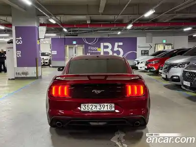 Ford Mustang 2019 2.3 Автомат в Москве № 281913, миниатюра 2