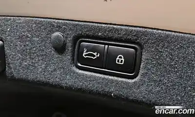 Hyundai Grandeur 2023 2.5 Автомат в Москве № 282346, миниатюра 2