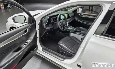 Hyundai Grandeur 2023 2.5 Автомат в Москве № 282346, миниатюра 5