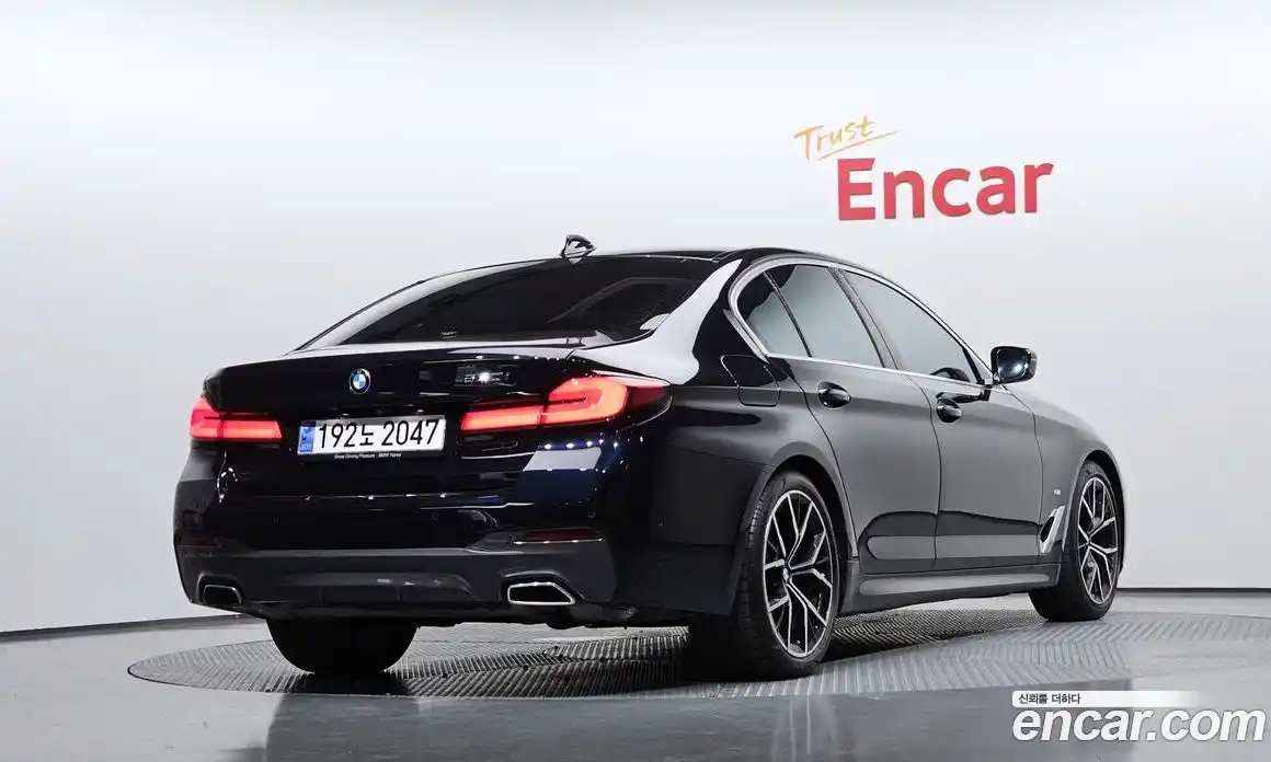 BMW 5-Series 2023 2.0 Автомат в Москве № 283021, фото 13