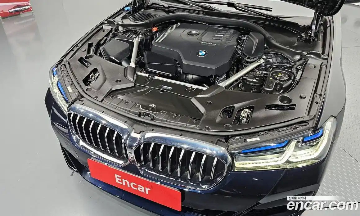 BMW 5-Series 2023 2.0 Автомат в Москве № 283021, фото 10