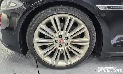 Jaguar XJ 2016 3.0 Автомат в Москве № 283742, миниатюра 5