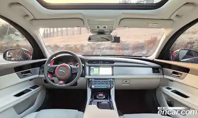 Jaguar XF 2017 2.0 Автомат в Москве № 283756, миниатюра 6