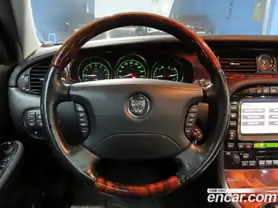 Jaguar XJ 2006 3.0 Автомат в Москве № 284000, миниатюра 11