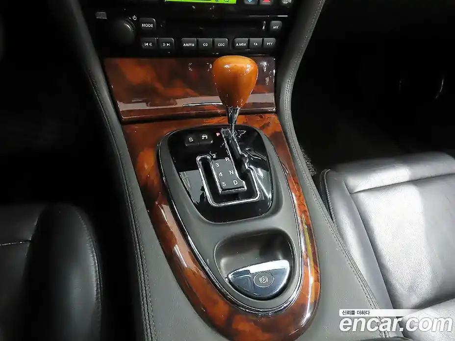 Jaguar XJ 2006 3.0 Автомат в Москве № 284000, фото 14