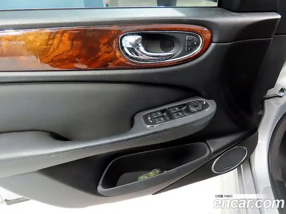 Jaguar XJ 2006 3.0 Автомат в Москве № 284000, фото 15