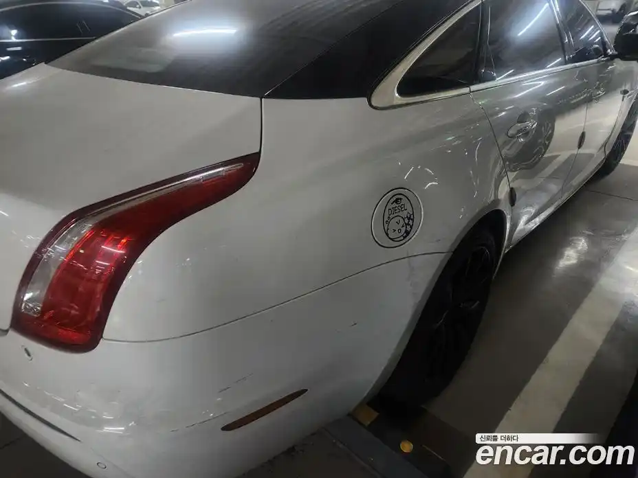 Jaguar XJ 2015 3.0 Автомат в Москве № 284008, фото 9