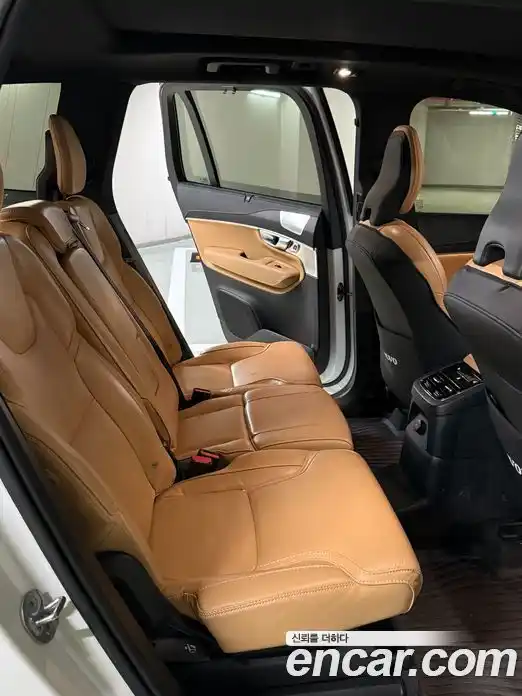 Volvo XC90 2023 2.0 Автомат в Москве № 293872, фото 17