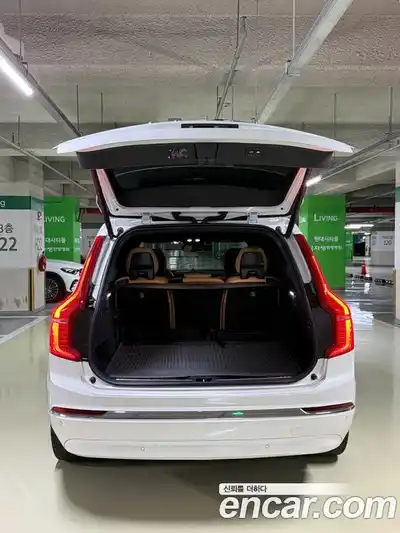 Volvo XC90 2023 2.0 Автомат в Москве № 293872, миниатюра 8