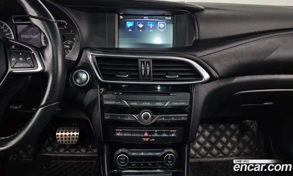 Infiniti Q30 2017 2.0 Автомат в Москве № 294998, фото 19