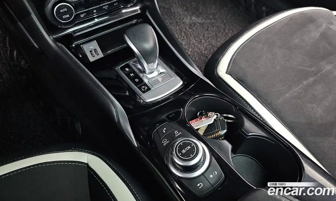 Infiniti Q30 2017 2.0 Автомат в Москве № 294998, фото 9