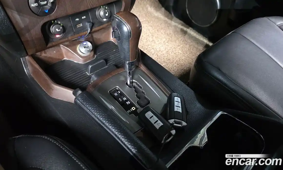 SsangYong Rexton 2015 2.0 Автомат в Москве № 30073, фото 1