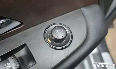 SsangYong Rexton 2015 2.0 Автомат в Москве № 30073, миниатюра 3