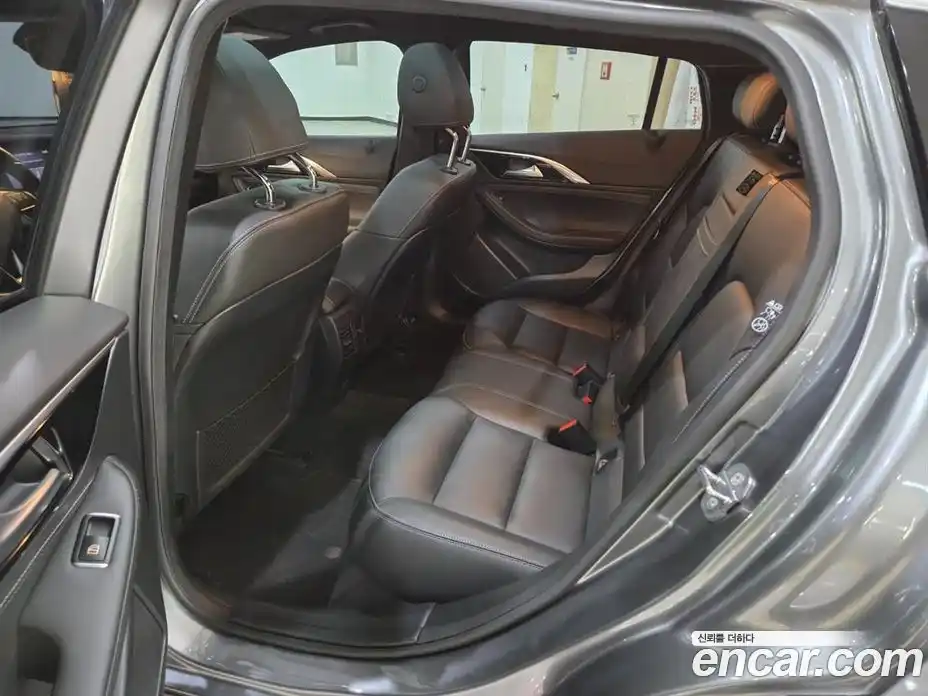 Infiniti Q30 2019 2.0 Автомат в Москве № 305470, фото 7