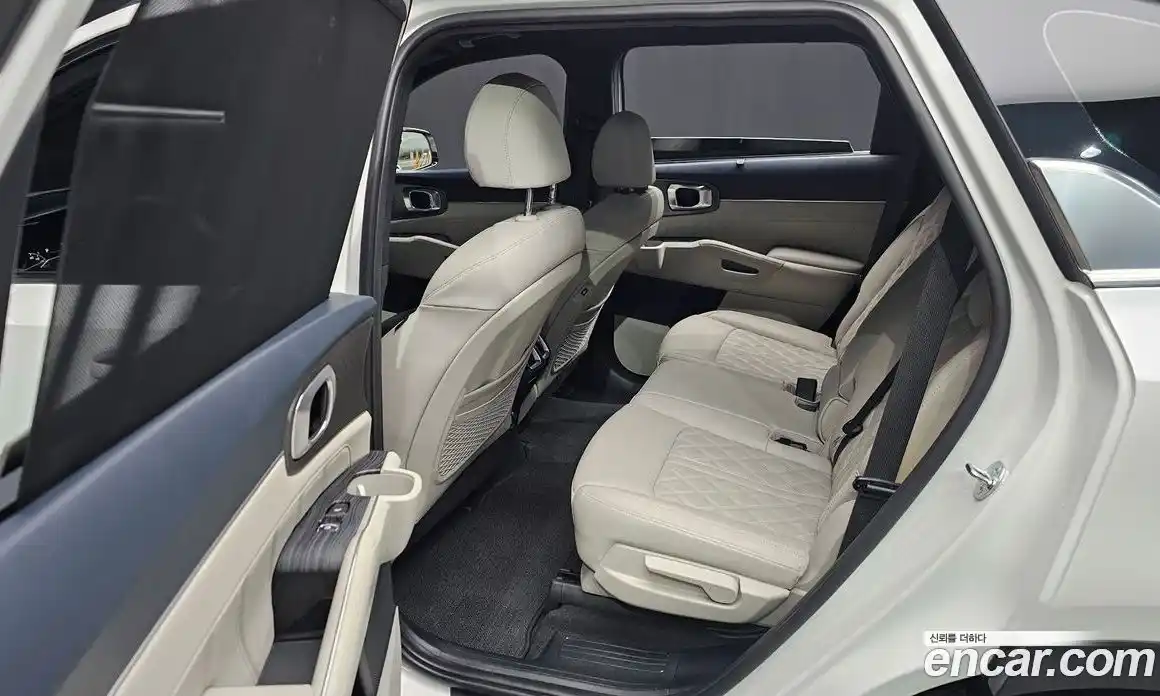 Kia Sorento 2023 1.6 Автомат в Москве № 308247, фото 4