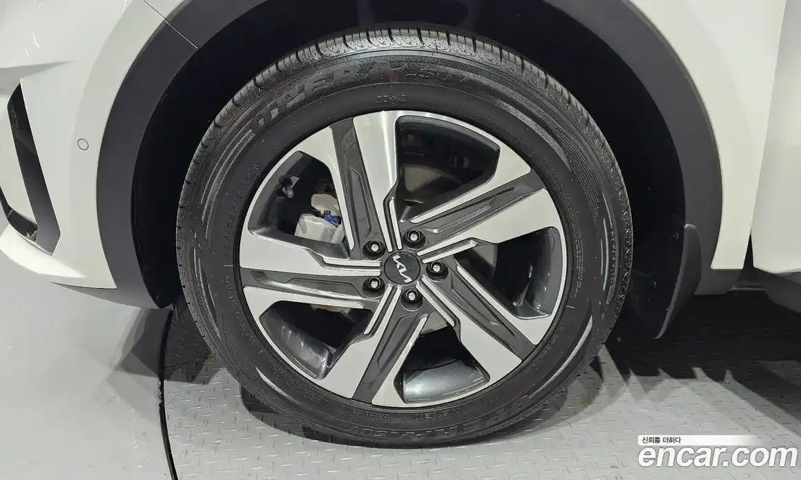 Kia Sorento 2023 1.6 Автомат в Москве № 308247, фото 7