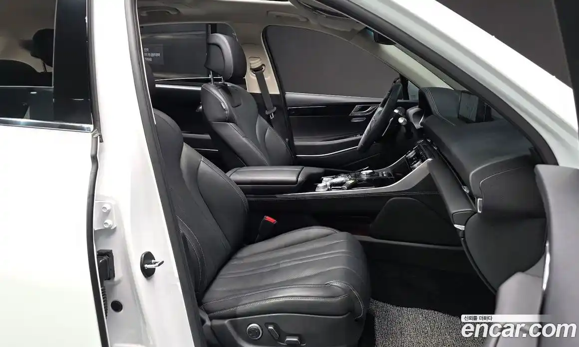 Genesis GV80 2023 2.5 Автомат в Москве № 315548, фото 5