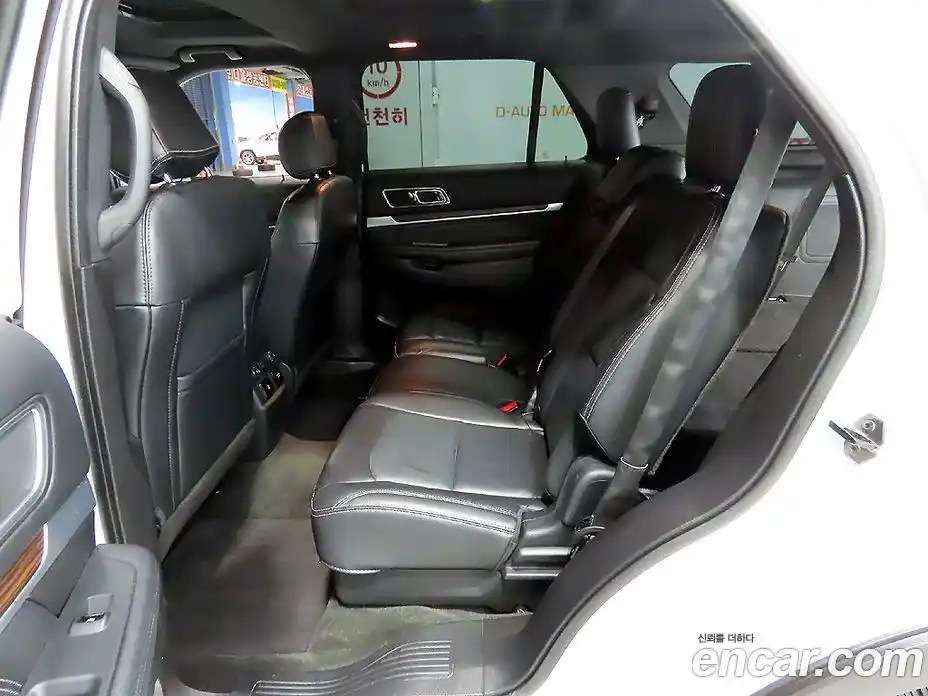 Ford Explorer 2017 2.3 Автомат в Москве № 335364, фото 12