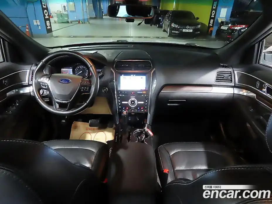 Ford Explorer 2017 2.3 Автомат в Москве № 335364, фото 7