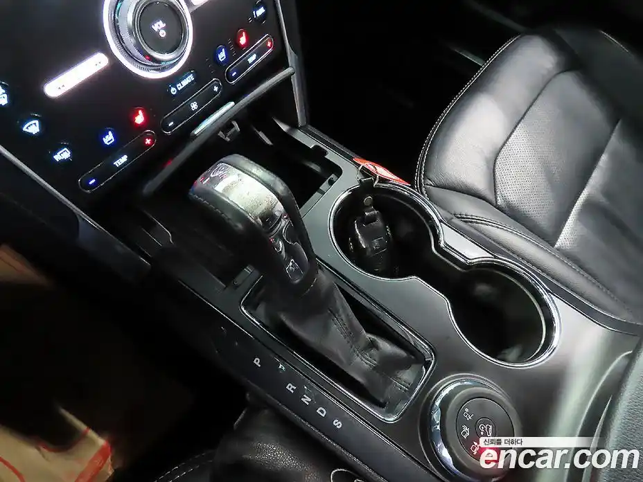 Ford Explorer 2017 2.3 Автомат в Москве № 335364, фото 9