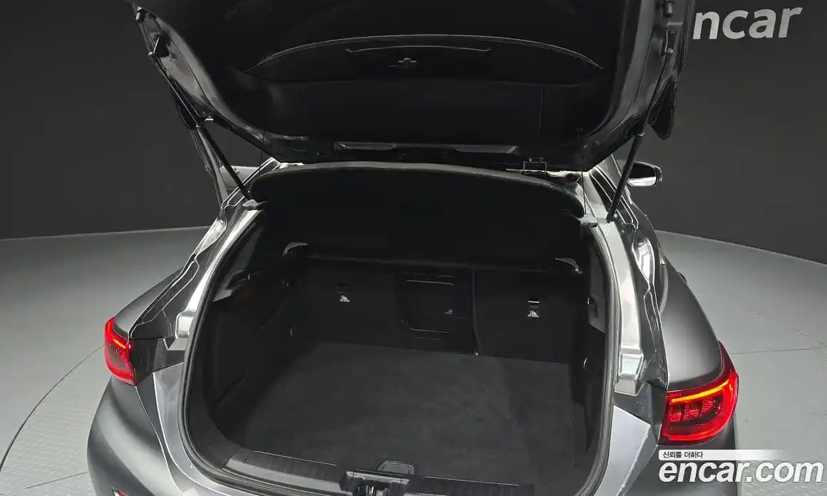 Infiniti Q30 2017 2.0 Автомат в Москве № 335957, фото 5