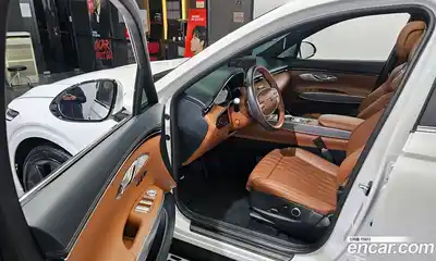 Genesis GV70 2023 2.5 Автомат в Москве № 340214, миниатюра 3