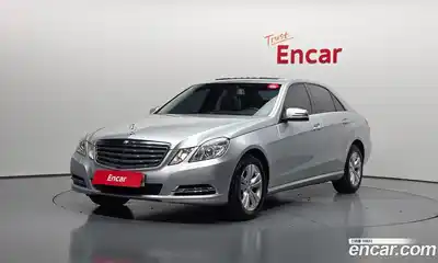 Mercedes-Benz E-Class 2013 1.8 Автомат в Москве № 343008, миниатюра 12