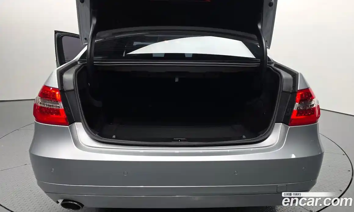 Mercedes-Benz E-Class 2013 1.8 Автомат в Москве № 343008, фото 20