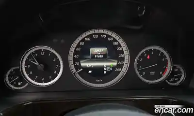 Mercedes-Benz E-Class 2013 1.8 Автомат в Москве № 343008, миниатюра 9