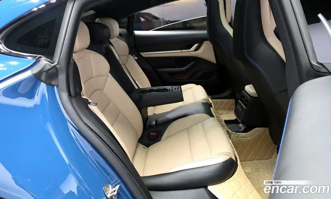 Porsche Taycan 2022 Автомат в Москве № 344404, фото 17