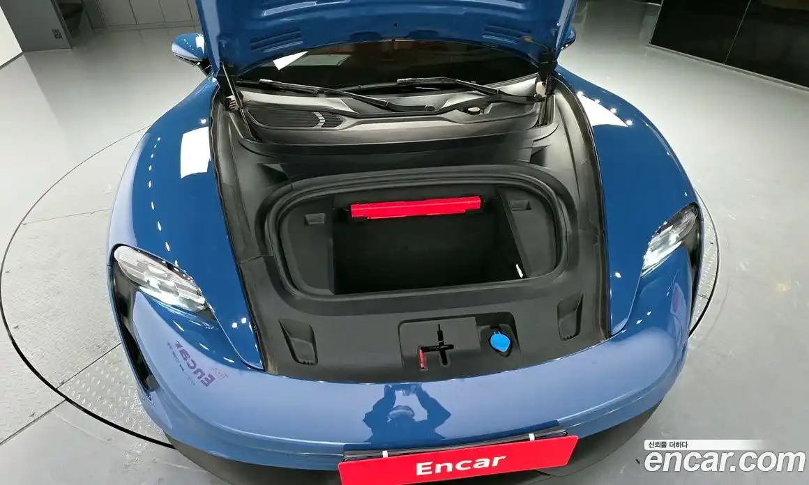 Porsche Taycan 2022 Автомат в Москве № 344404, фото 20