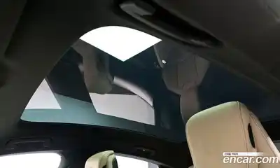 Porsche Taycan 2022 Автомат в Москве № 344404, миниатюра 4