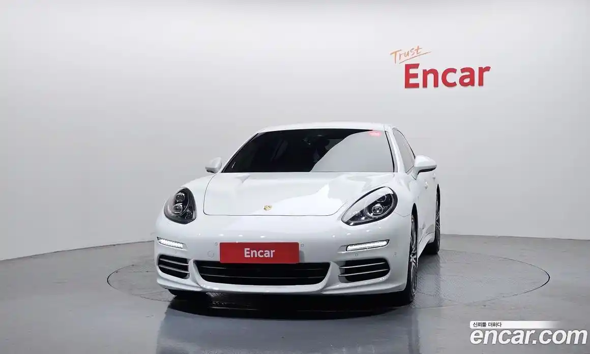 Porsche Panamera 2016 3.6 Автомат в Москве № 344729, фото 3