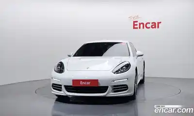 Porsche Panamera 2016 3.6 Автомат в Москве № 344729, миниатюра 3
