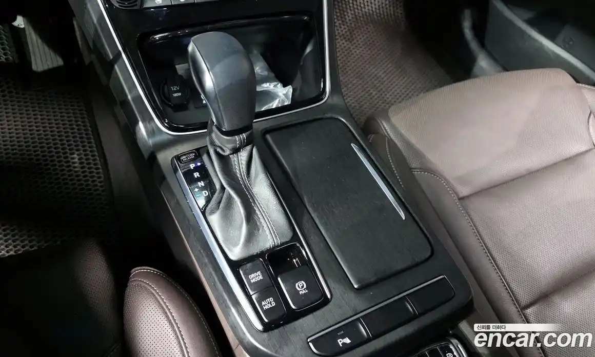 Hyundai Grandeur 2018 2.4 Автомат в Москве № 3469, фото 17