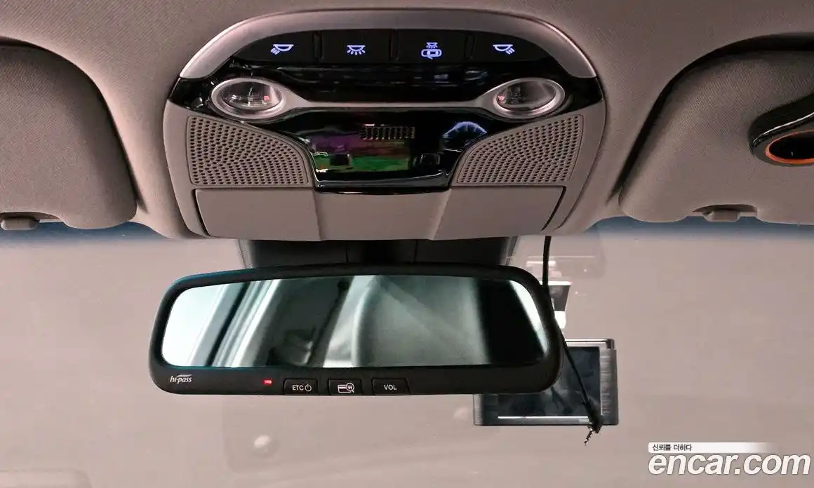 Hyundai Grandeur 2018 2.4 Автомат в Москве № 3469, фото 3