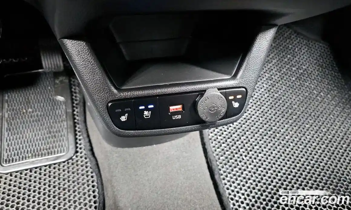 Kia Ray 2023 1.0 Автомат в Москве № 359228, фото 17