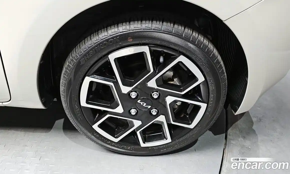 Kia Ray 2023 1.0 Автомат в Москве № 359228, фото 5