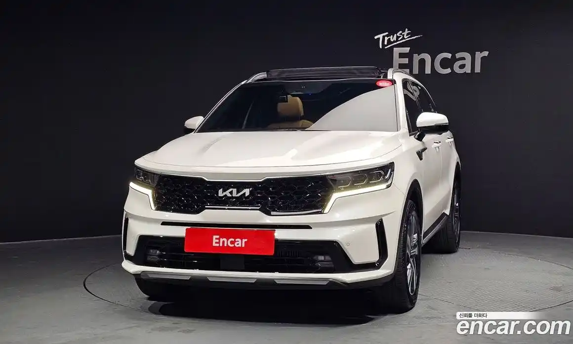 Kia Sorento 2023 1.6 Автомат в Москве № 360265, фото 3
