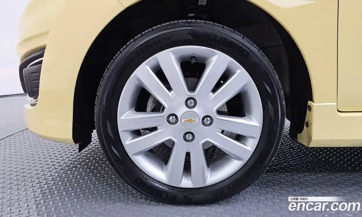 Chevrolet Spark 2013 1.0 Автомат в Москве № 37290, фото 14