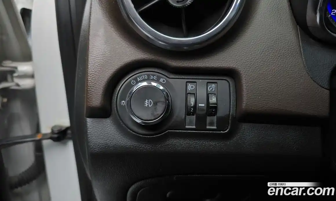 Chevrolet Trax 2013 1.4 Автомат в Москве № 38308, фото 12