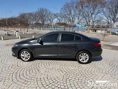Renault SM3 2015 1.6 Автомат в Москве № 399361, миниатюра 8