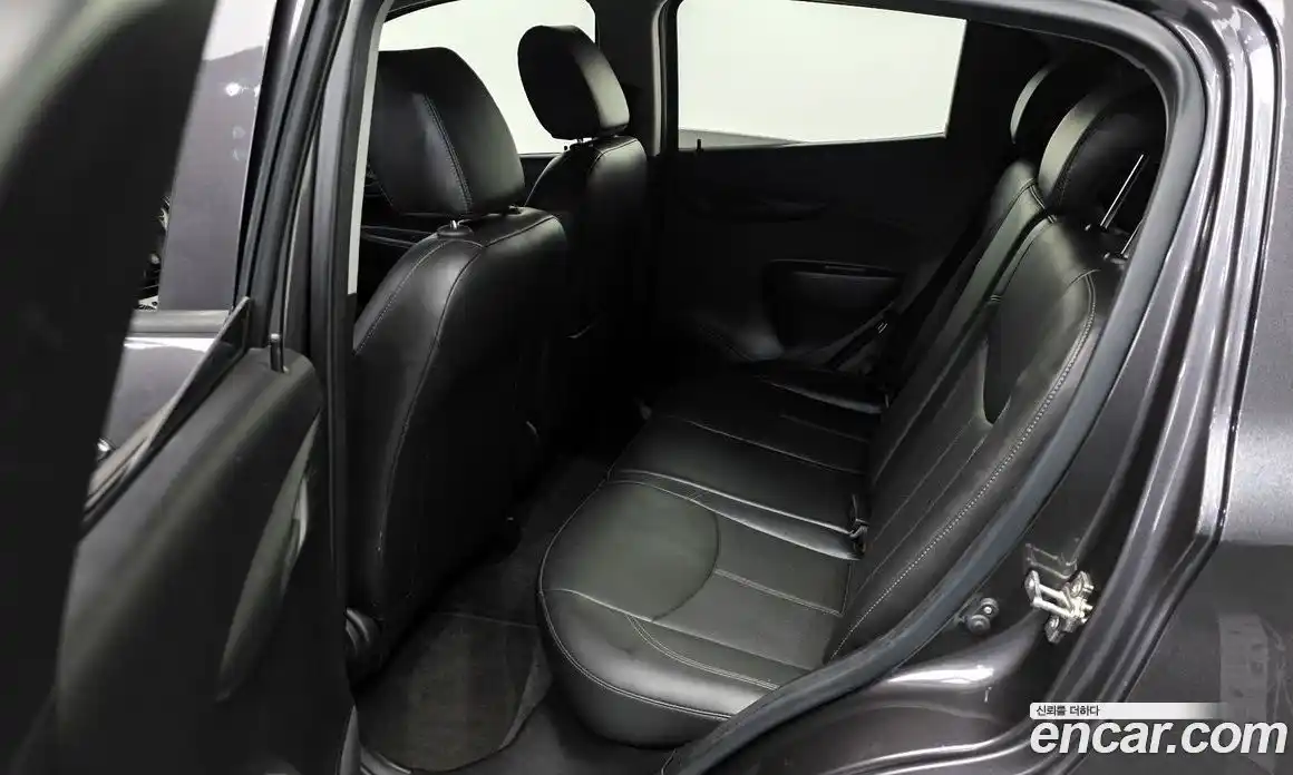 Chevrolet Spark 2016 1.0 Автомат в Москве № 39955, фото 17